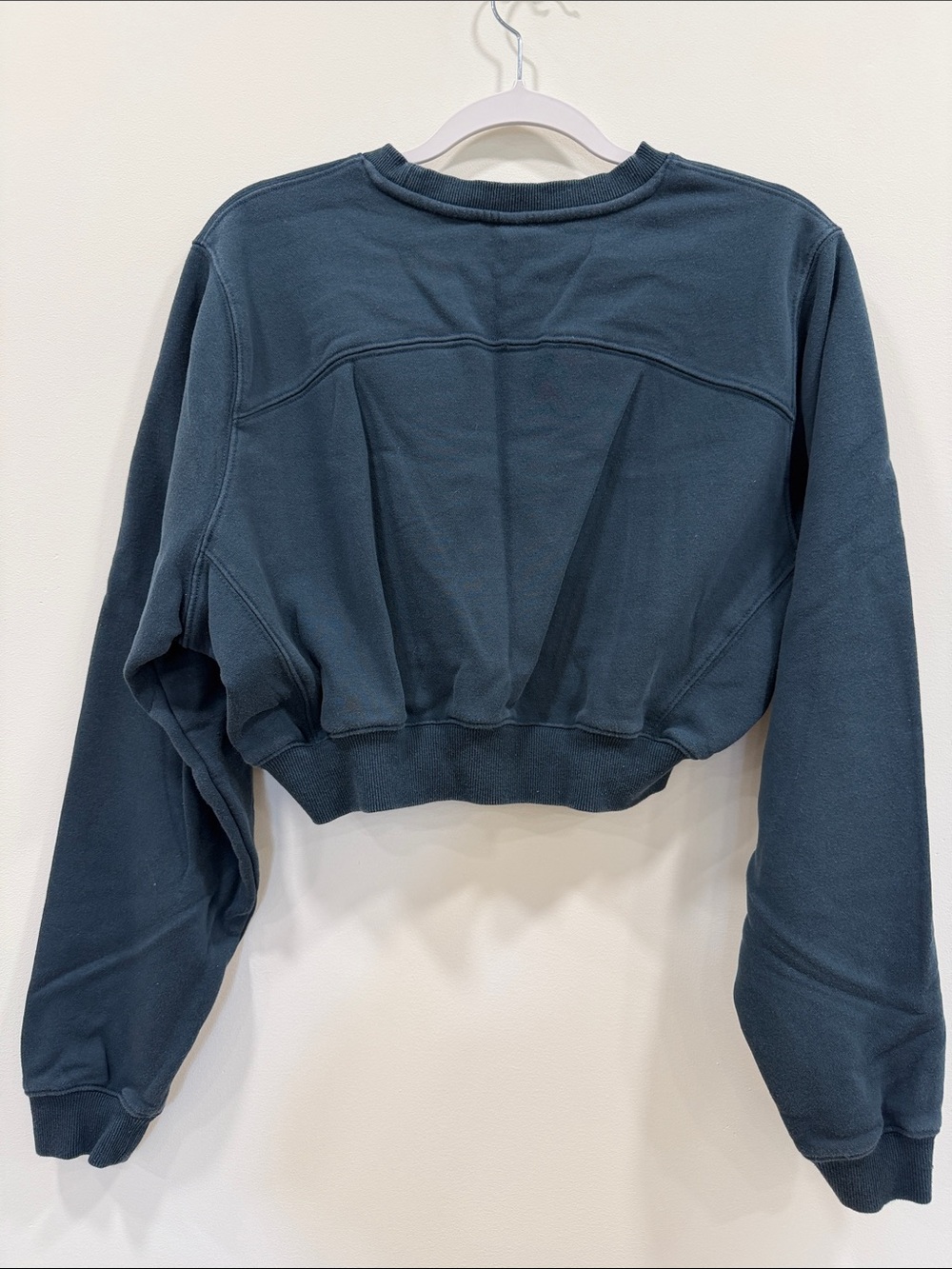 Oner Active Cropped Crewneck Sweatshirt - Picture 5 of 5